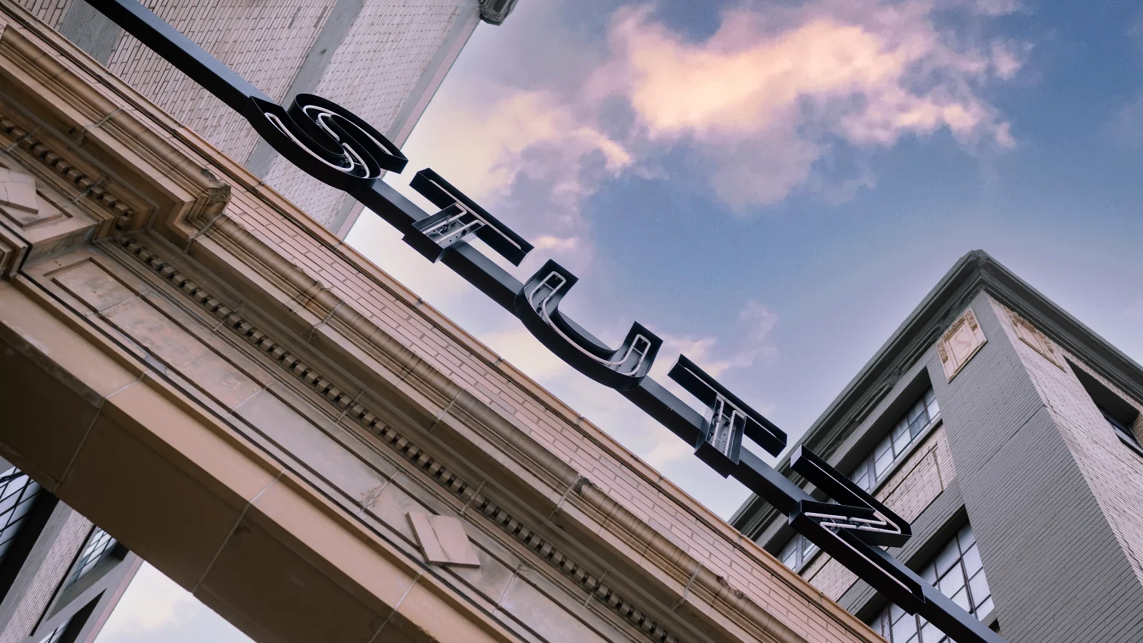the-stutz-someraroad capitol entrance signage